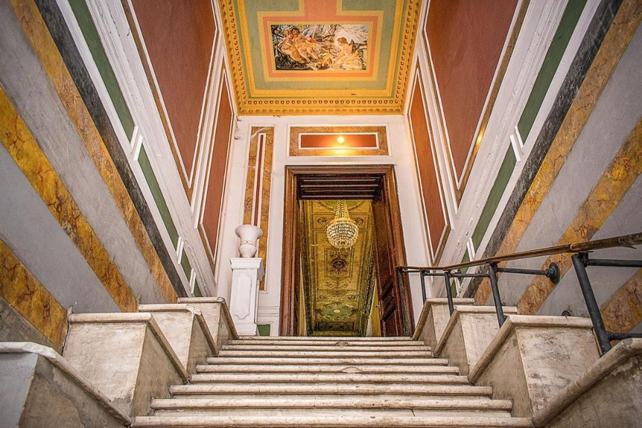 Mini-Hotel In The Very Heart Of Odessa 외부 사진